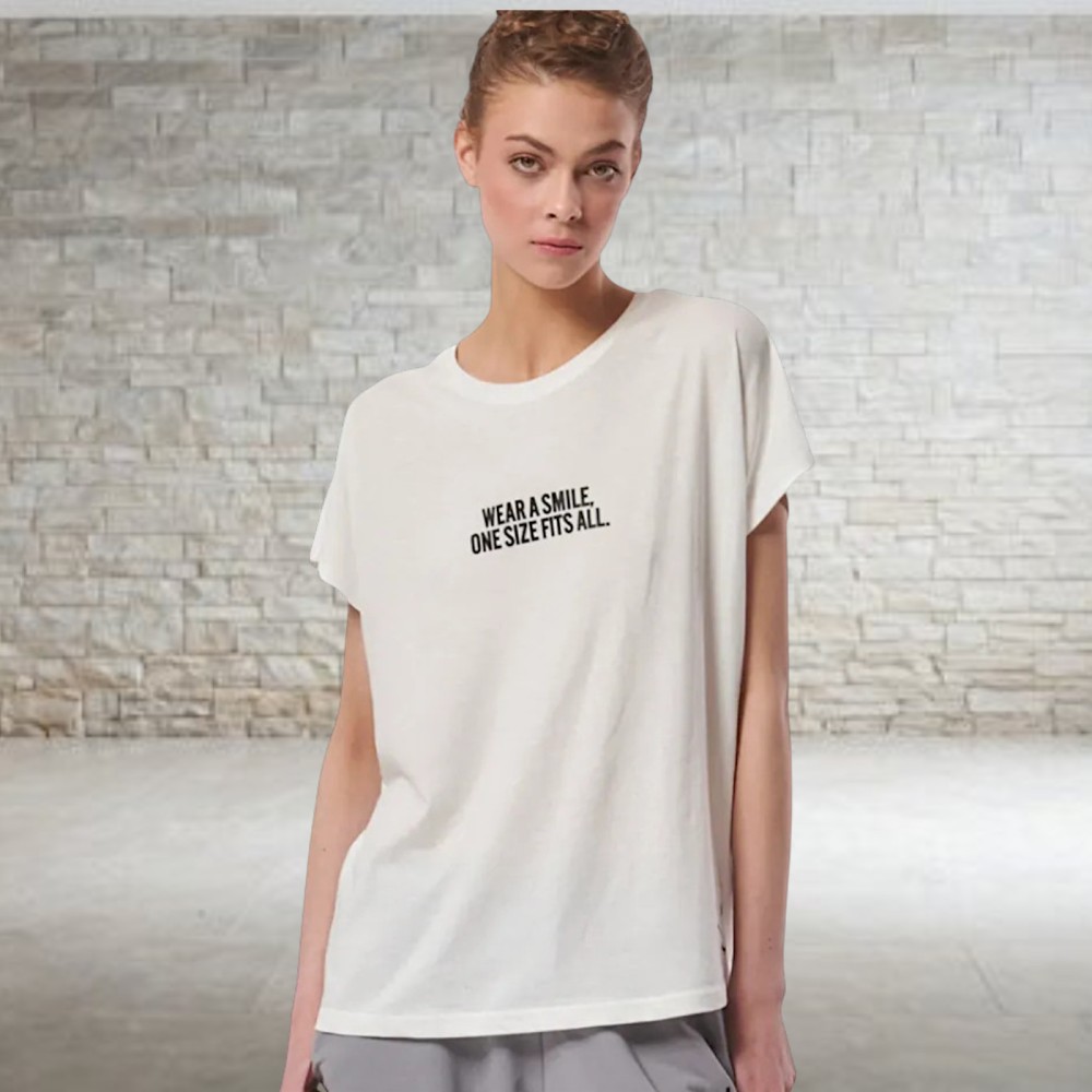 Γυναικείο T-Shirt Body Action Women's Relaxed Fit T-Shirt 051421-05 Antique White