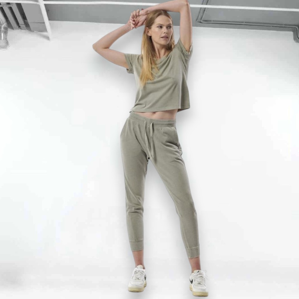 Γυναικείο Παντελόνι Φόρμας Body Action Women Slim Fit SweatPants 021331 01 Iron