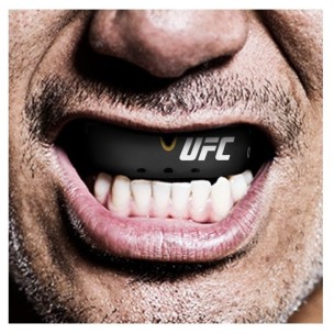 OPRO UFC GOLD SERIES ΠΡΟΣΤΑΤΕΥΤΙΚΗ ΜΑΣΕΛΑ BLACK/GOLD OP116